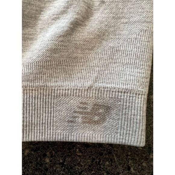 Champion and New Balance bundle - Picture 3 of 10